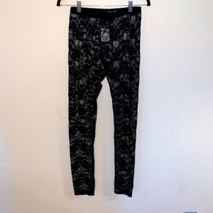 Lace leggings